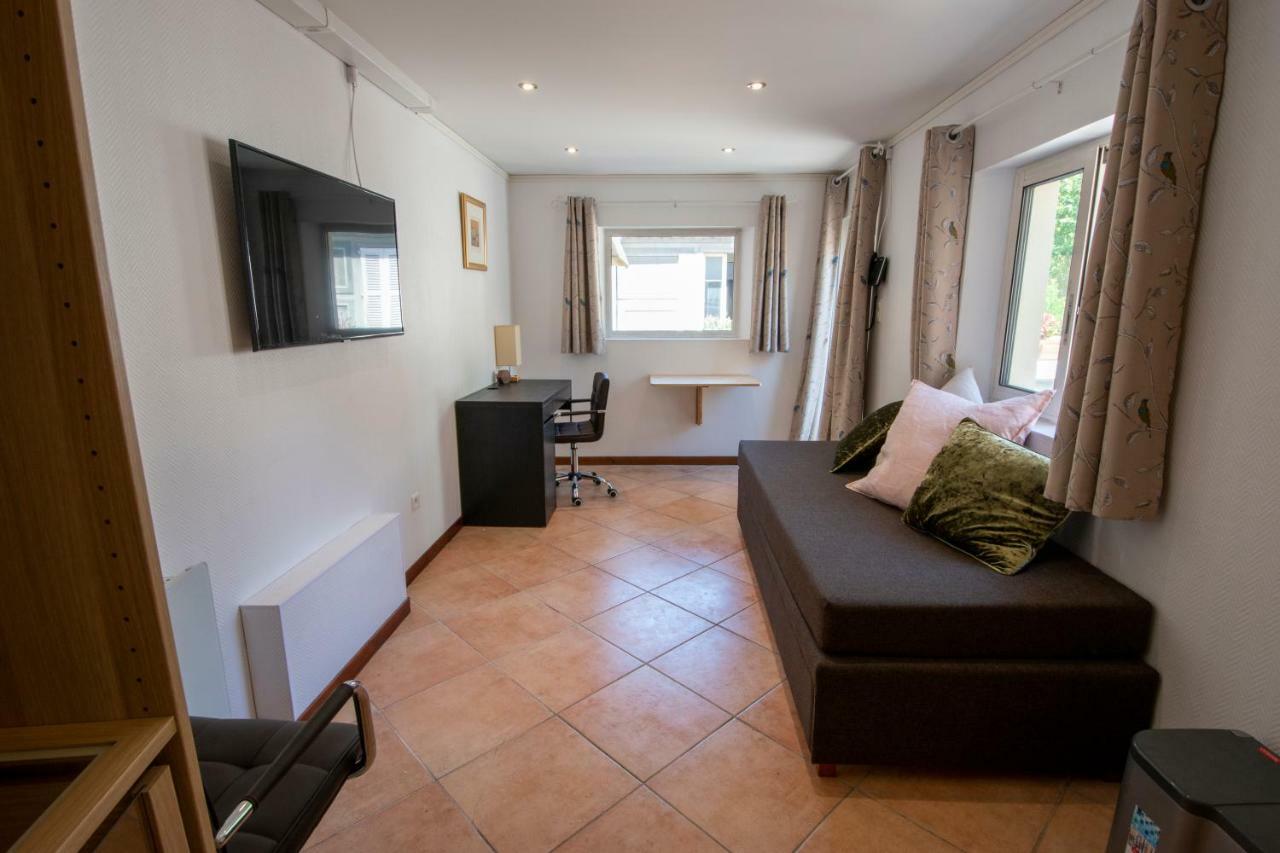 A L'ombre Du Palais Apartment *